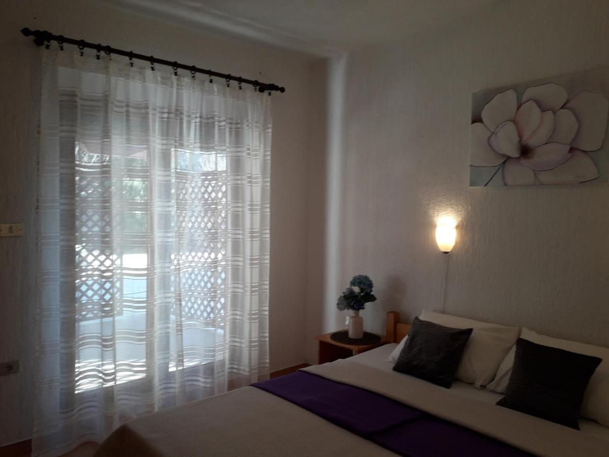 Delfin Apartments Sveti Juraj Exteriér fotografie