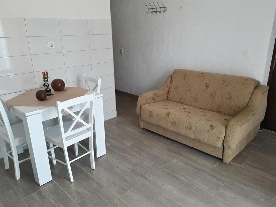 Delfin Apartments Sveti Juraj Exteriér fotografie